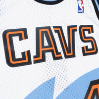 Cleveland Cavaliers White jersey – view 5