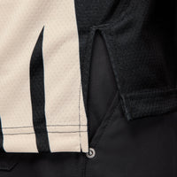 Milwaukee Bucks jersey – view 5